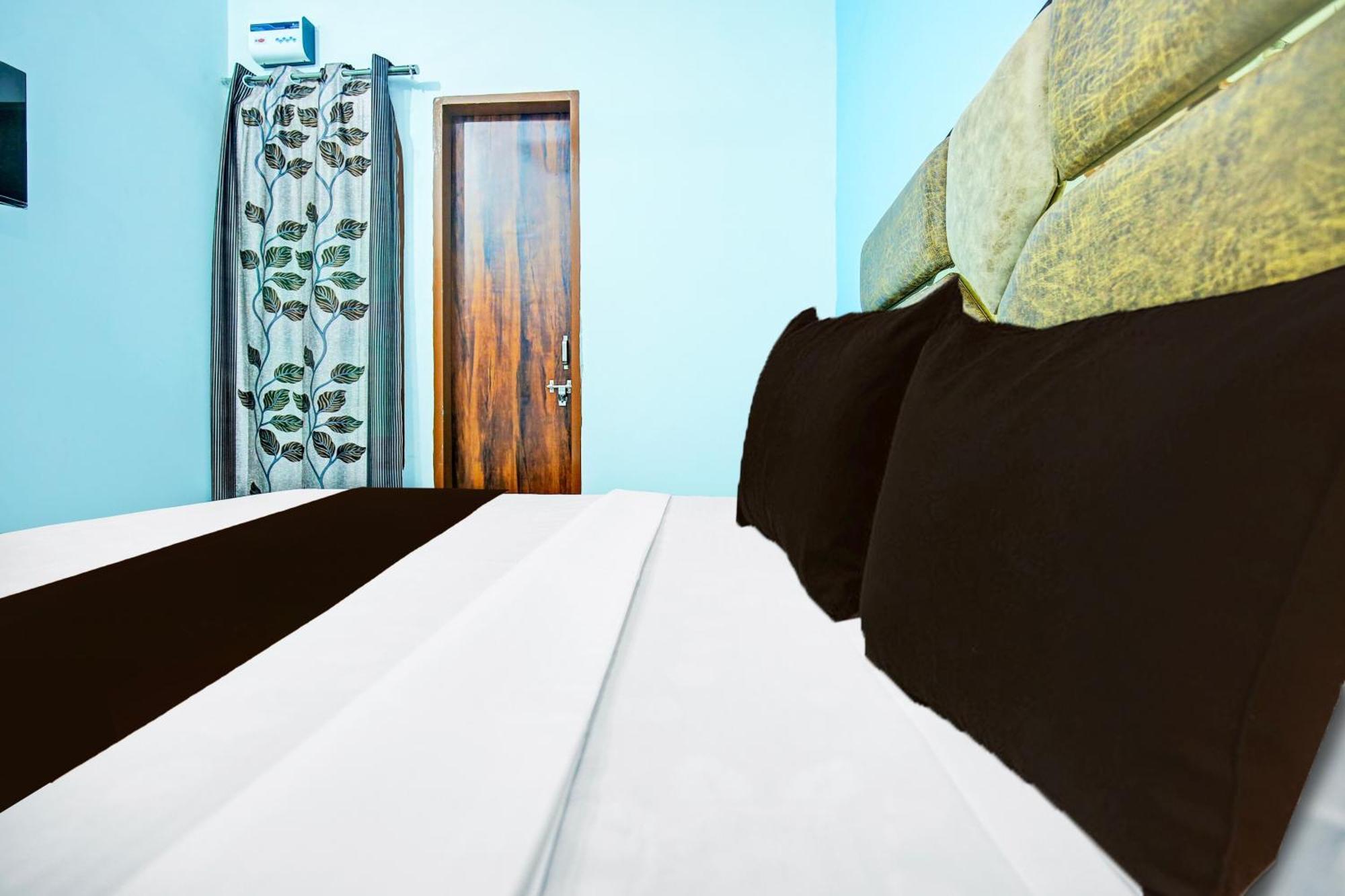 Super Hotel O Sirsa Hotel & Guest House Екстер'єр фото