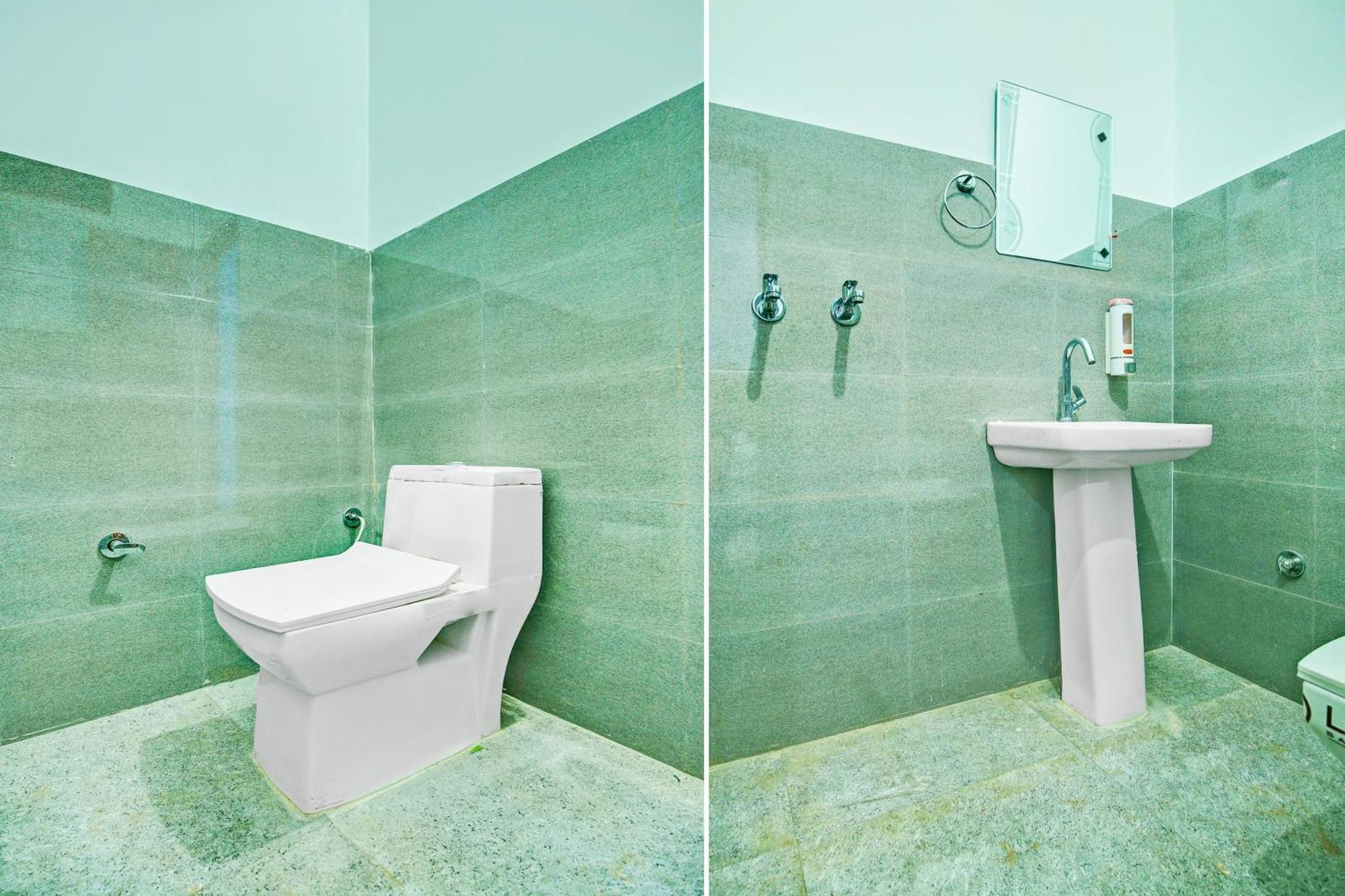 Super Hotel O Sirsa Hotel & Guest House Екстер'єр фото